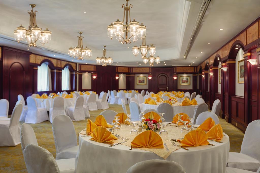 Hotel Ramada Dubaj Zewnętrze zdjęcie