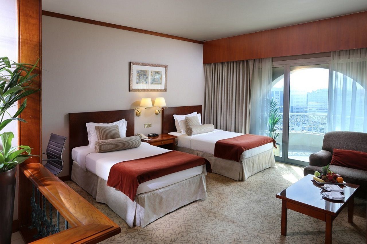 Hotel Ramada Dubaj Zewnętrze zdjęcie