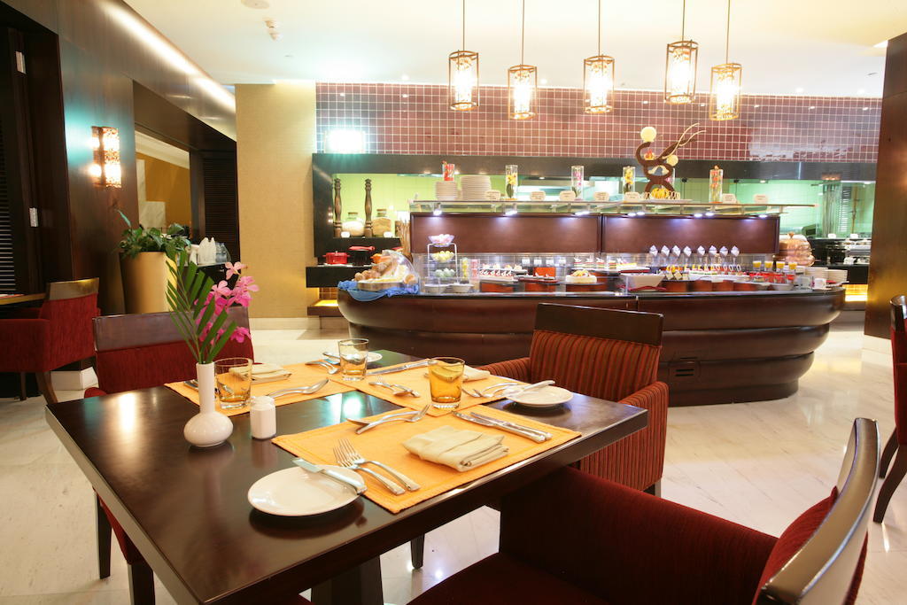 Hotel Ramada Dubaj Zewnętrze zdjęcie