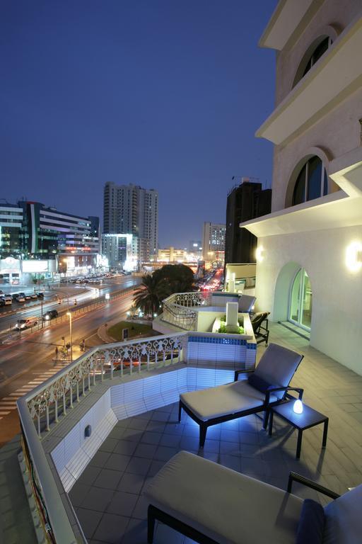 Hotel Ramada Dubaj Zewnętrze zdjęcie