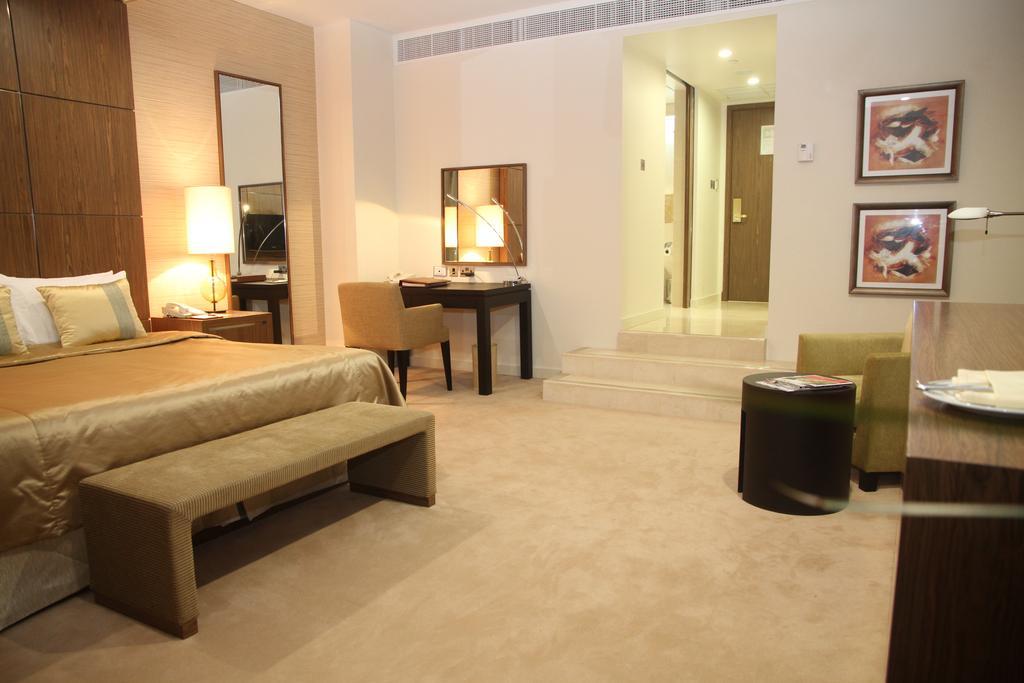 Hotel Ramada Dubaj Zewnętrze zdjęcie